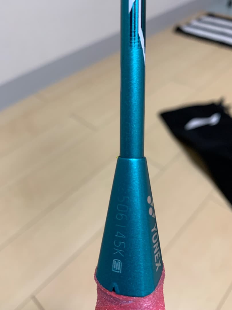 YONEX バドミントンラケット ヨネックスナノフレア700 5UG5