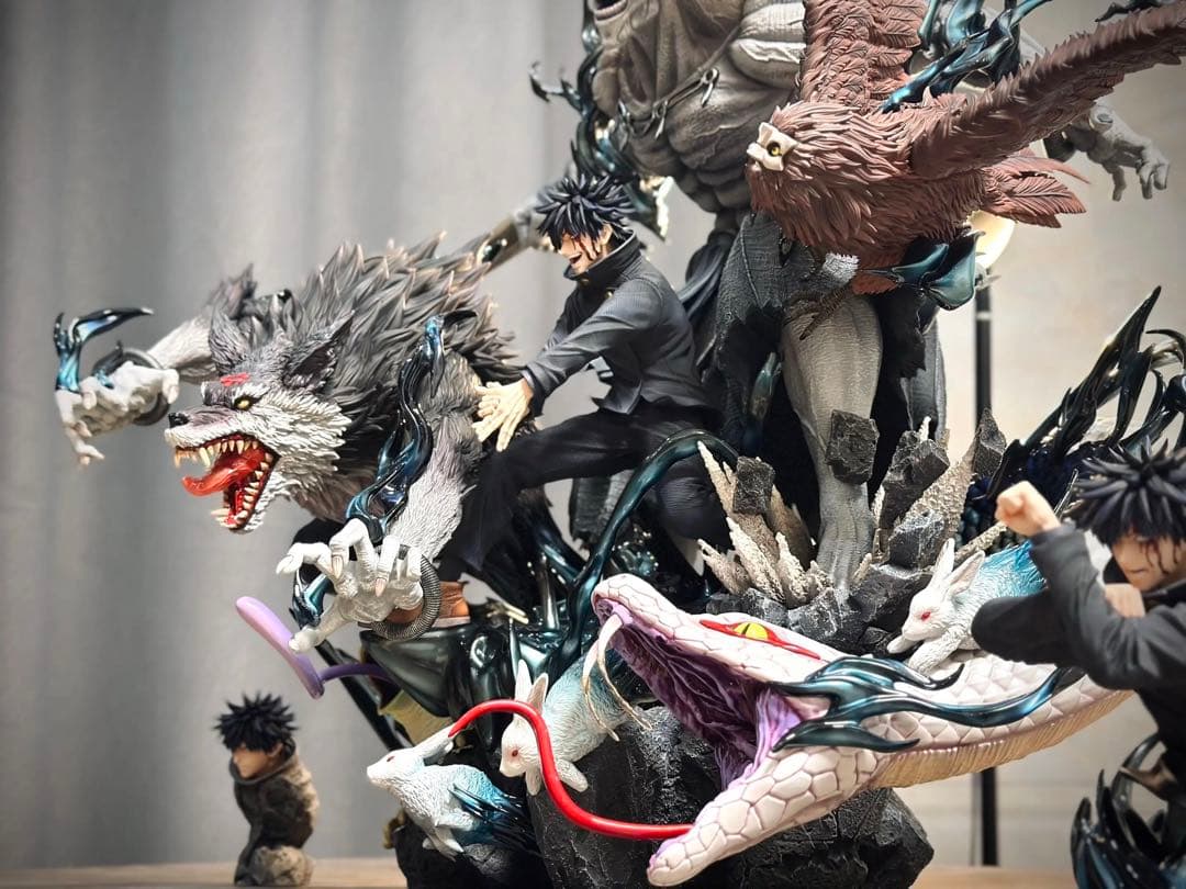 呪術廻戦　十種影法術伏黒恵　魔虚羅　ガレージキッド　フィギュア　完成品