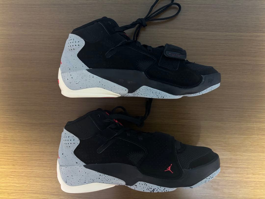 ナイキ エアジョーダン ザイオン2 ブラックセメント 25.5cm