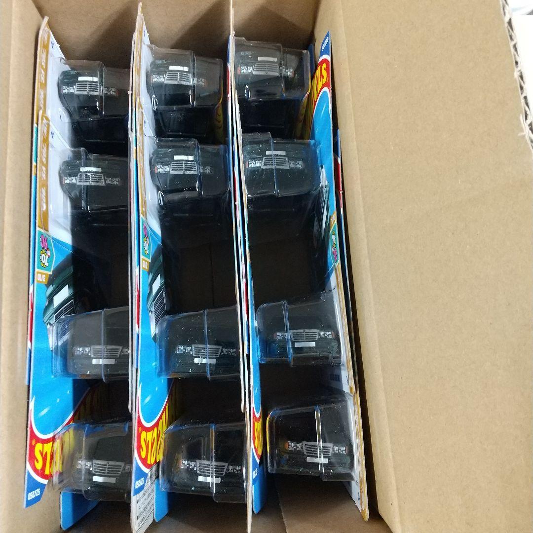新品12個セット　ホットウィール　ベーシックカー　メルセデス・ベンツ　５００Ｅ