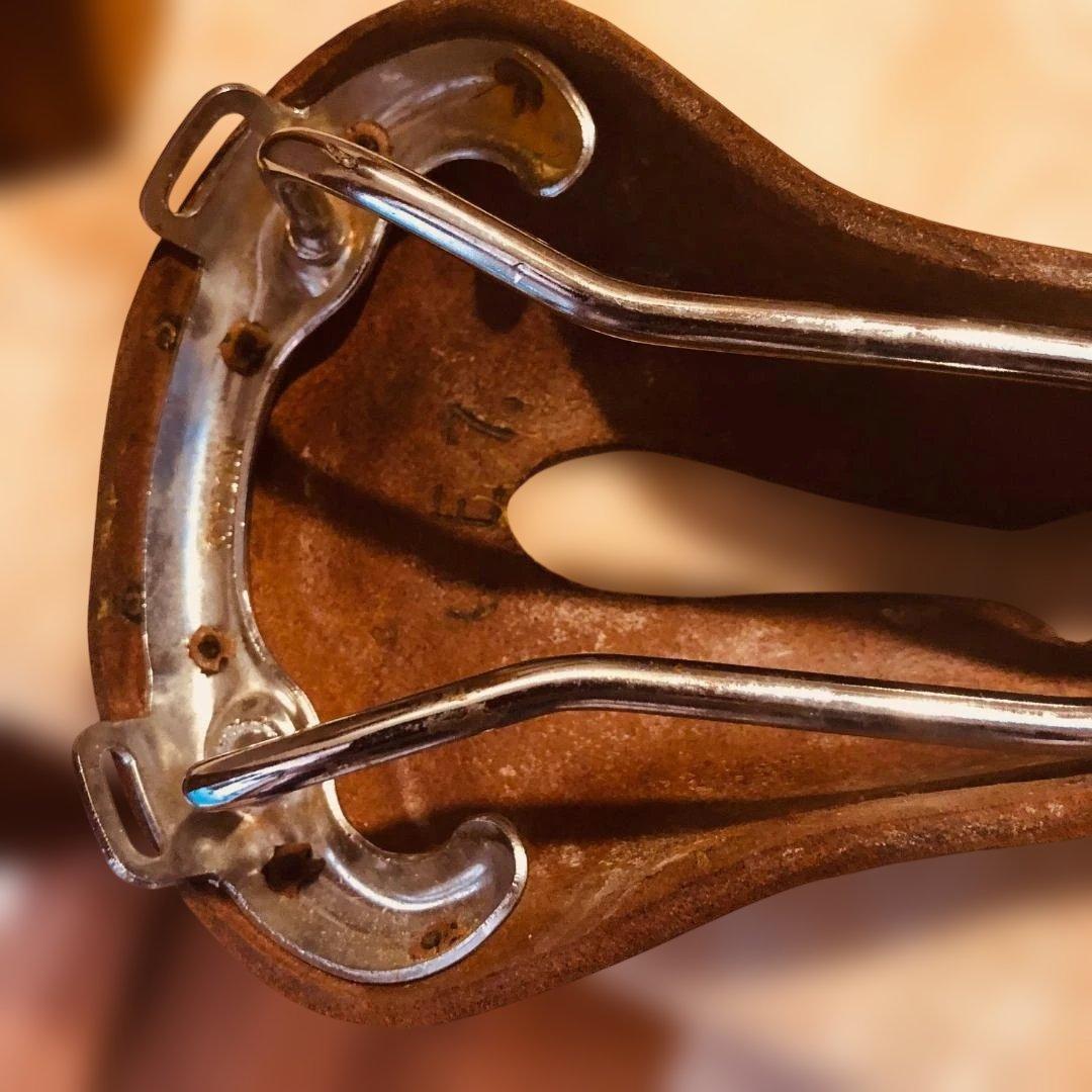 t*a様 BROOKS CHAMPION NARROW B.17 サドル