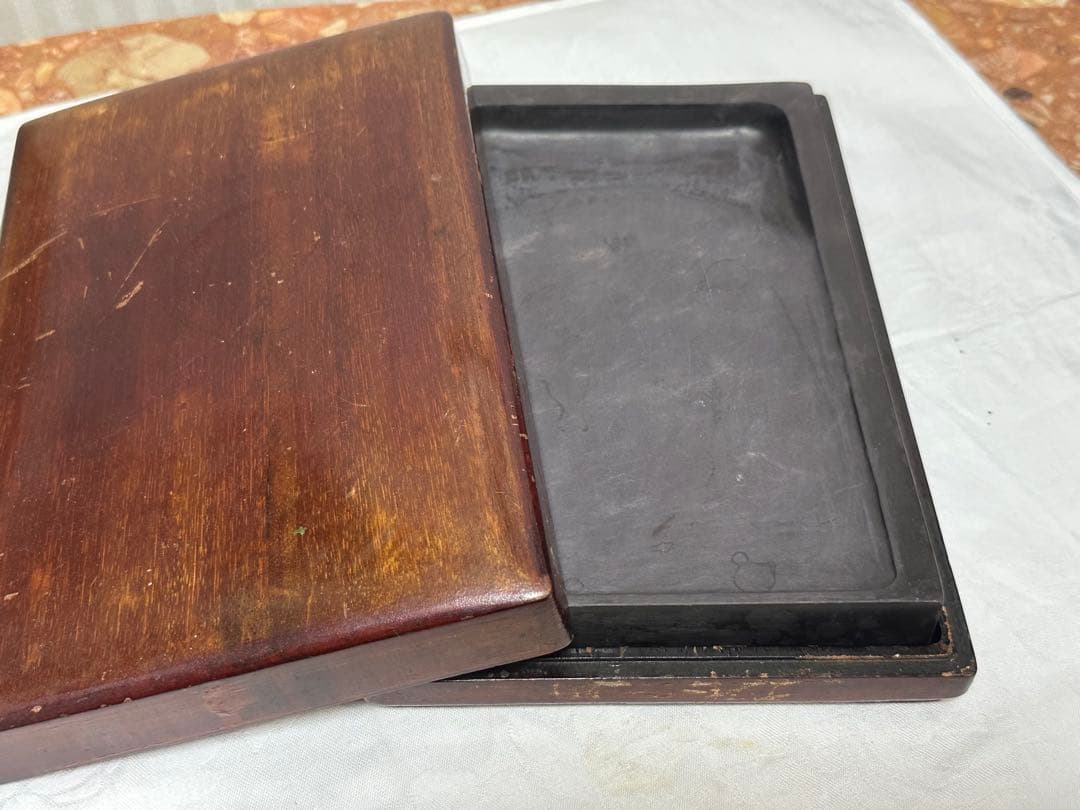 端渓硯　唐木箱　素朴な硯