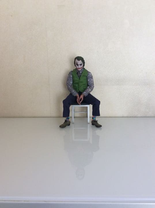 ホットトイズ ジョーカー ⒉0 1/6 フィギュア ダークナイト hottoys