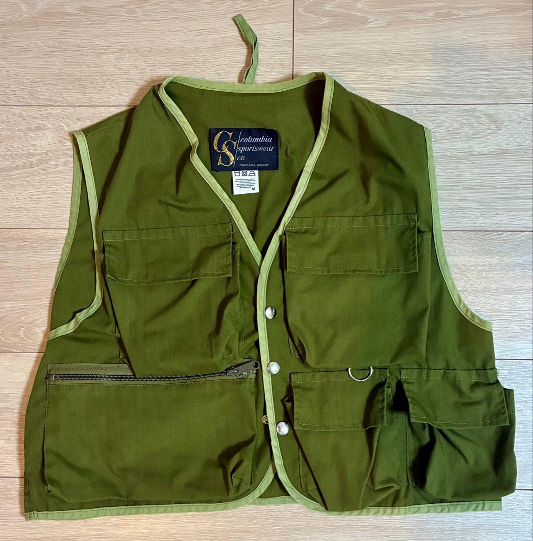 Columbia フィッシングベスト 黒タグ　Mサイズ オリーブグリーン