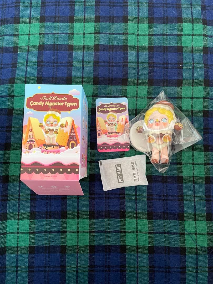 その他 POPMART SKULLPANDA Candy Monster Town