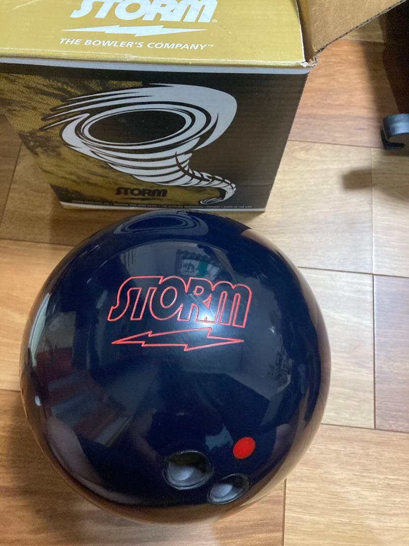 STORM MARVEL MAX BLACK ボウリングボール 15ポンド