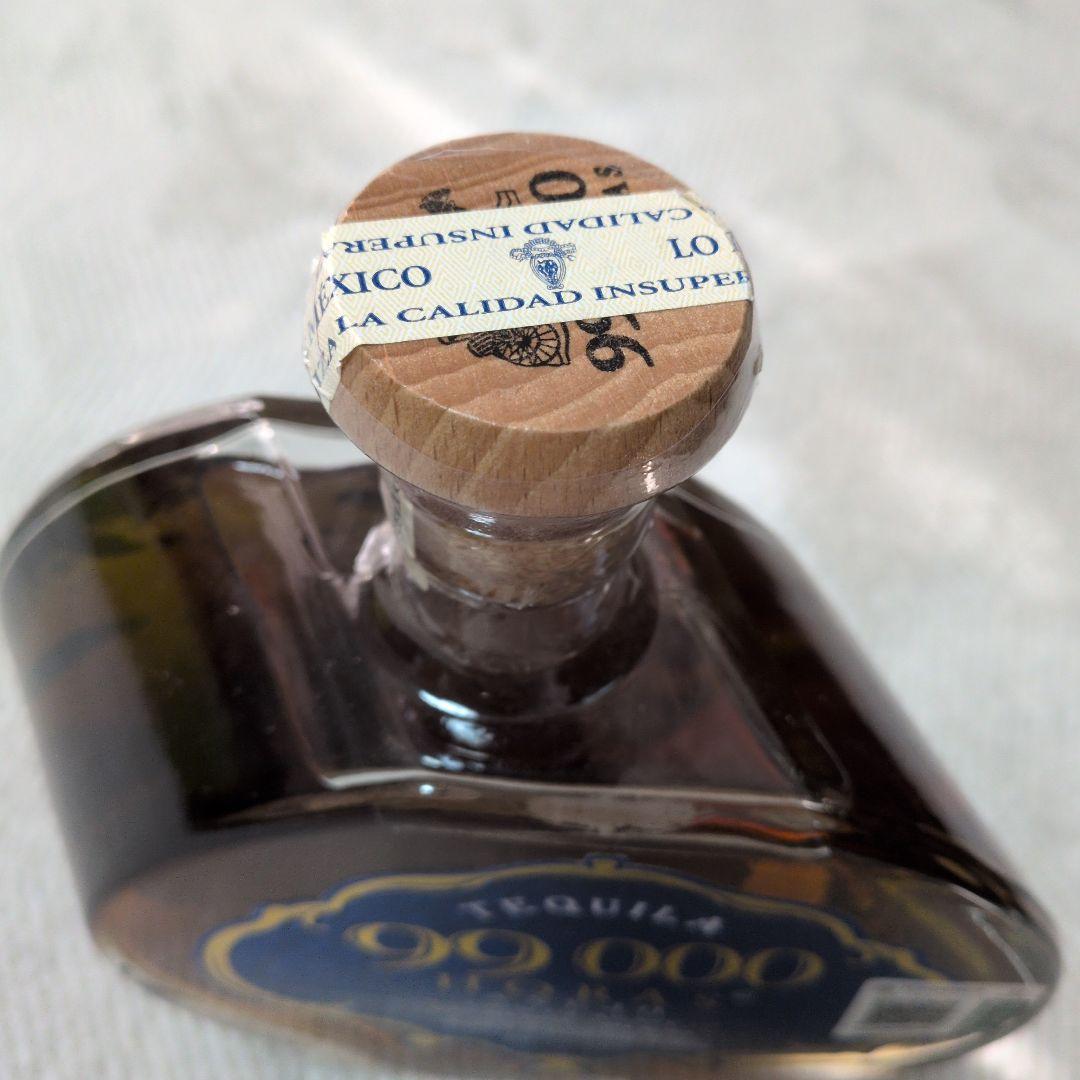 99,000 HORAS アネホ テキーラ 750ml