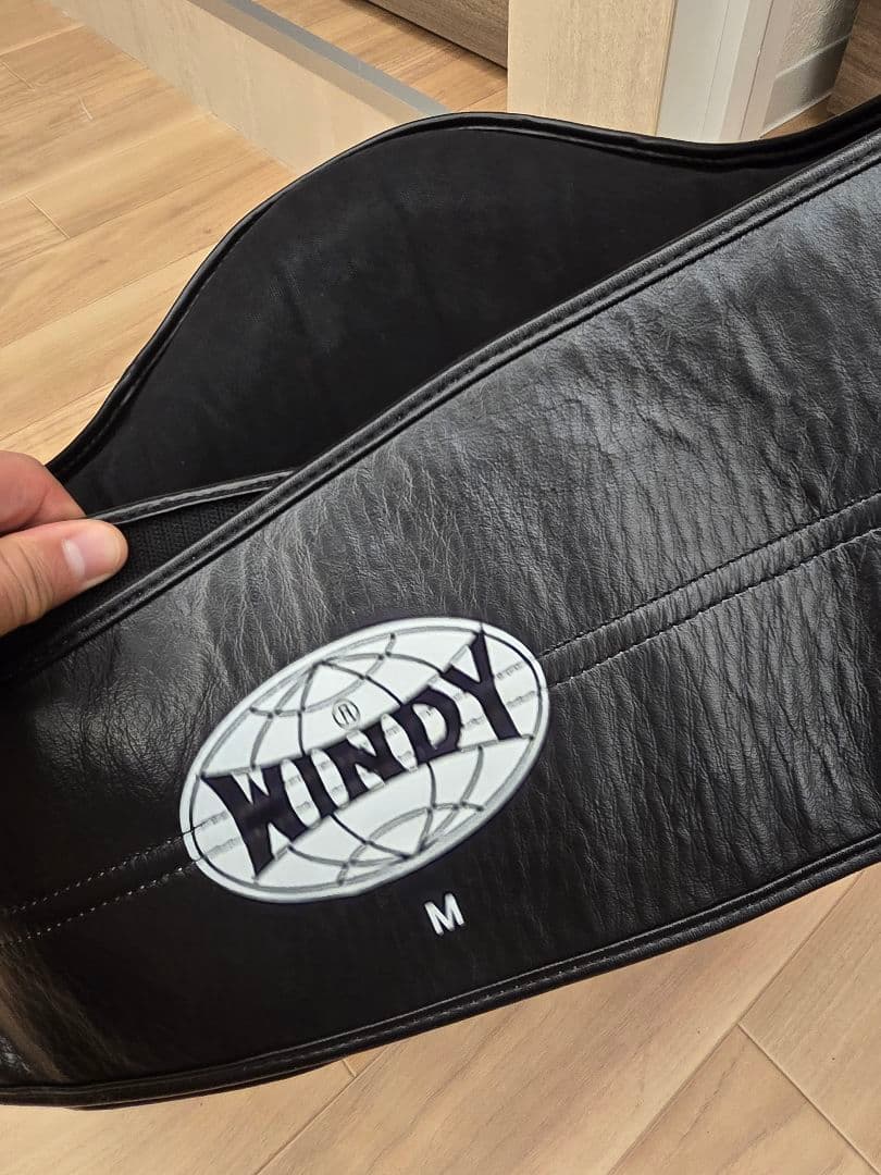 WINDY ボディープロテクター Mサイズ 黒