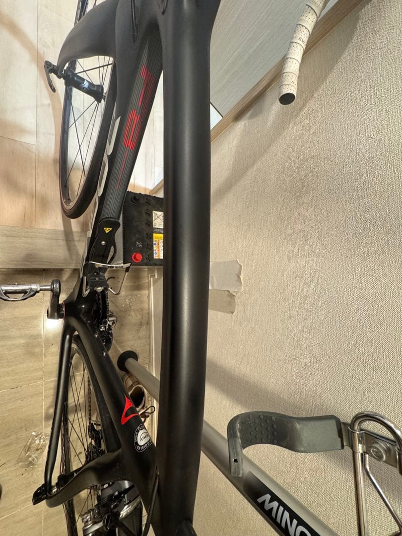 PINARELLO DOGMA F8 サイズ540 カーボンドライにて修理歴あり