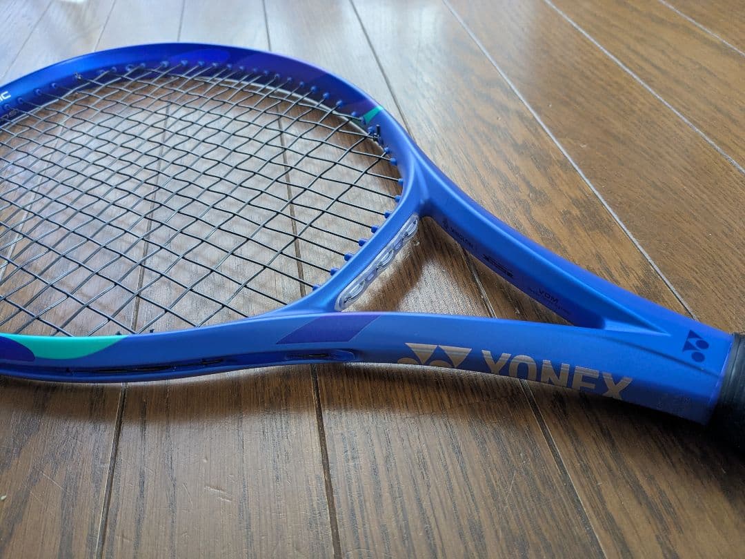 ヨネックス EZONE 100 グリップ3