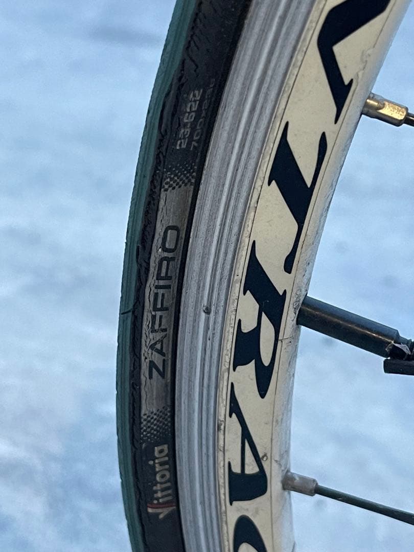 コルナゴの部品を使用した自転車