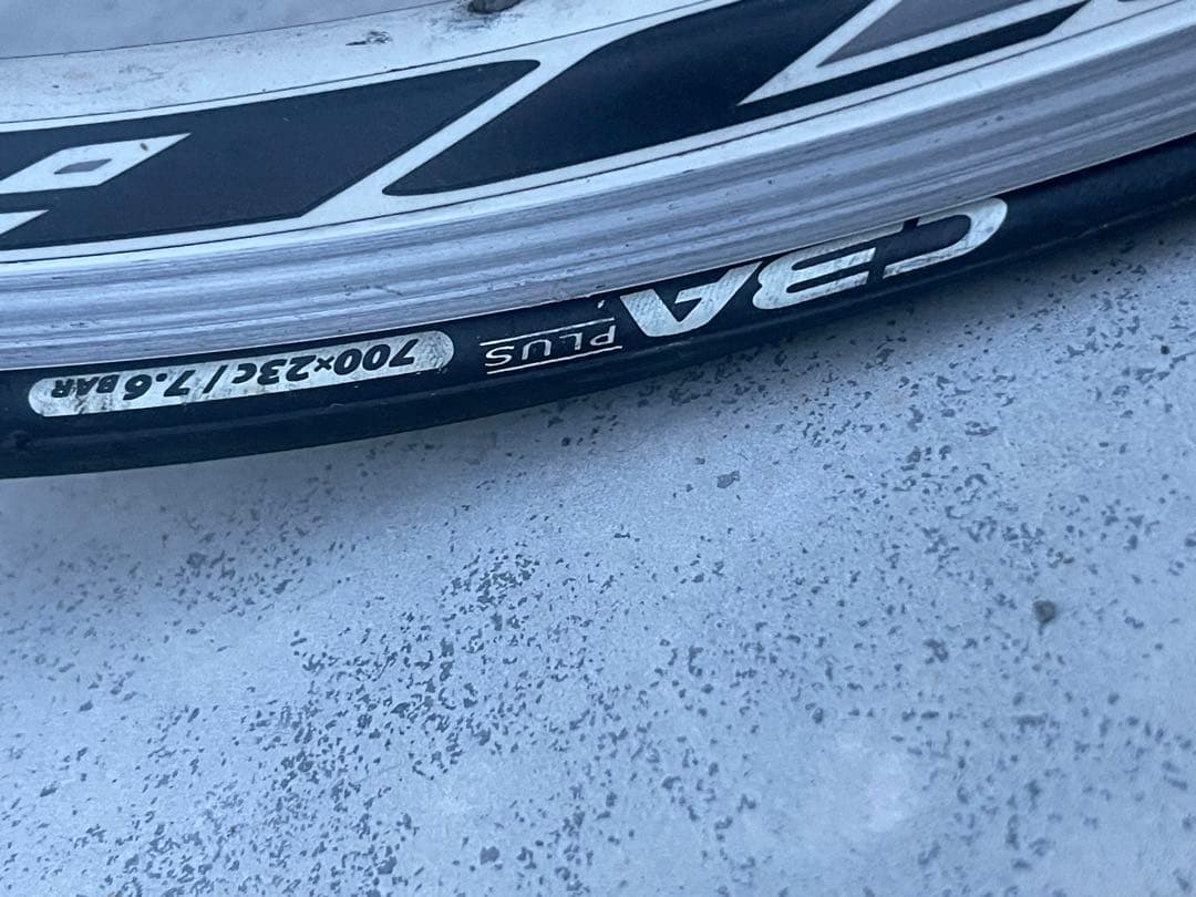 コルナゴの部品を使用した自転車