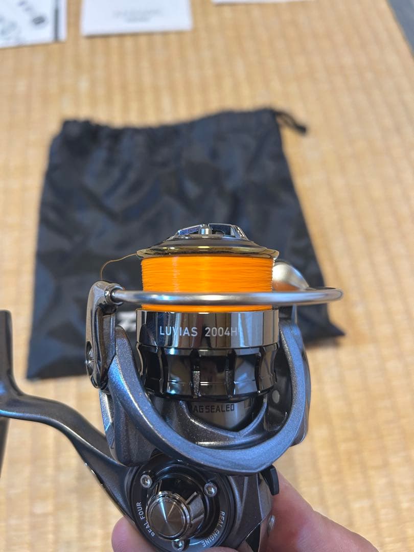 Daiwa Luvias 2004H スピニングリール