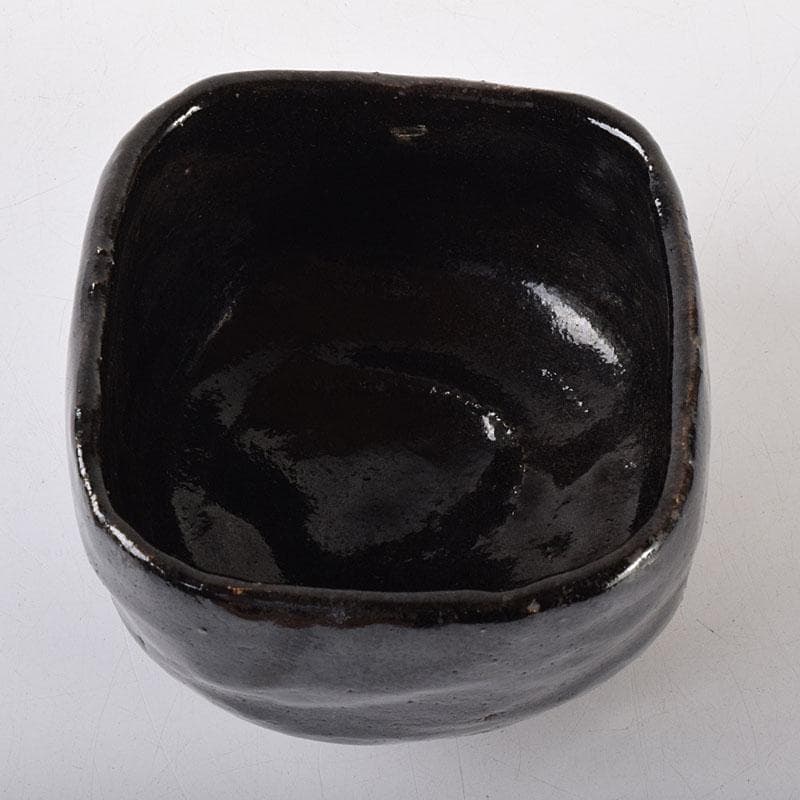 茶道具　楽吉左衛門　九代了入作　桝型　黒楽茶碗　時代箱　F　R7863