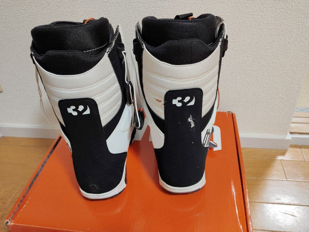 THIRTYTWO サーティーツー スノーボードブーツ 27～28.5
