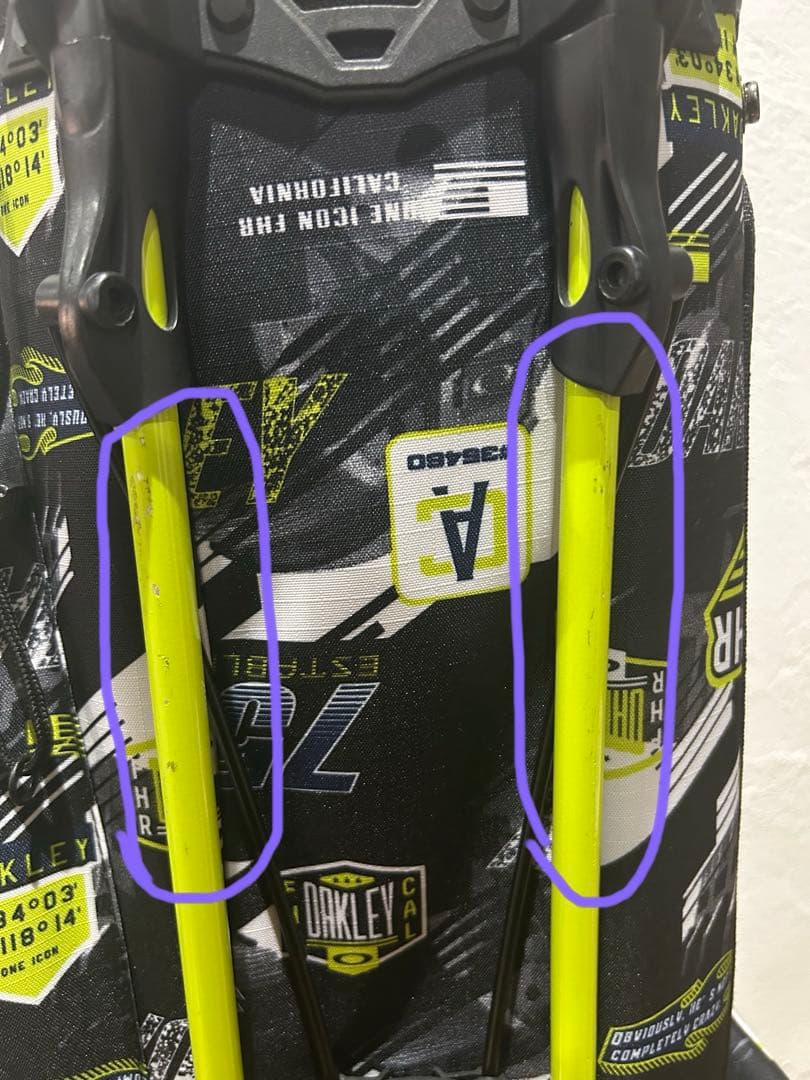 Y*様 OAKLEY スタンド型軽量キャディバッグ 黒/黄