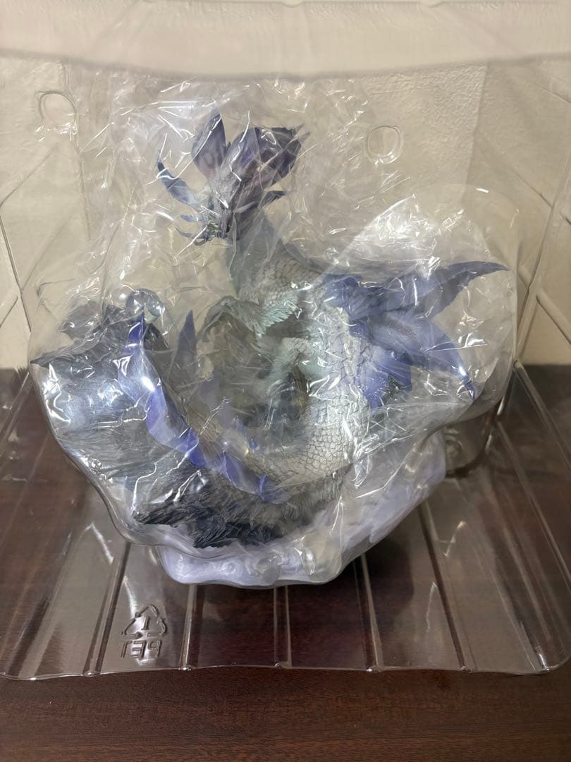 タマミツネ希少種 クリエイターズモデル モンスターハンター フィギュア カプコン