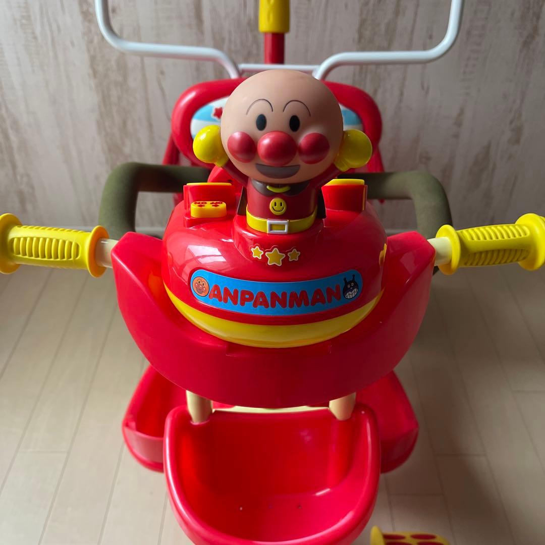【美品】送料込み アンパンマン デラックスII レッド三輪車