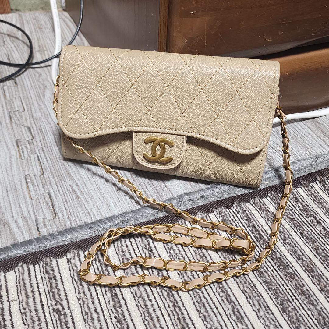 CHANEL　チェーンウォレット　キルティング　ノベルティ