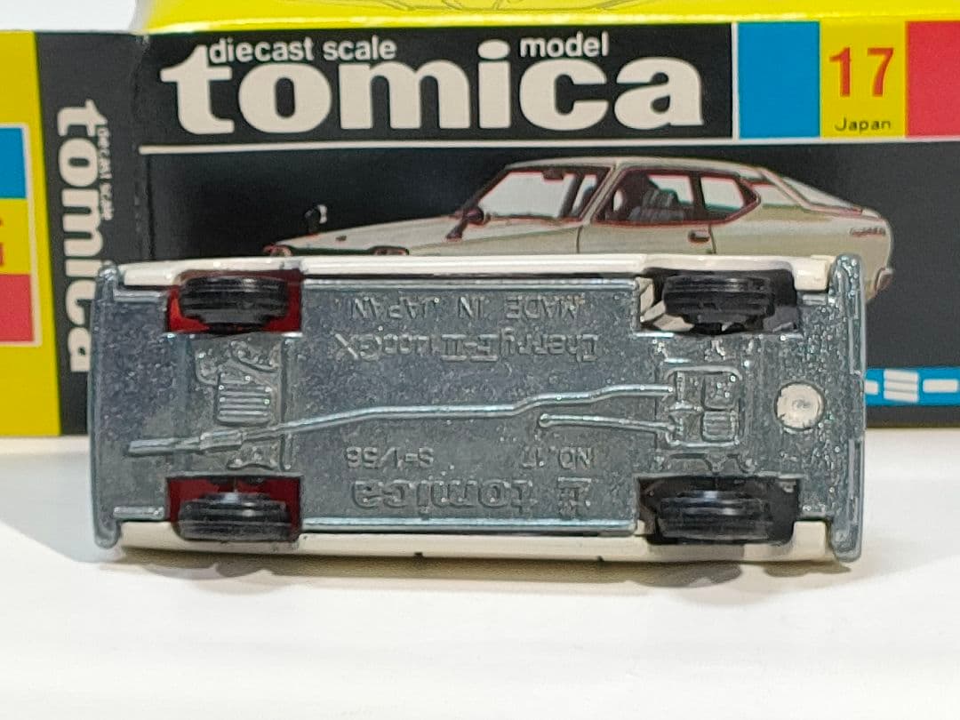 黒箱トミカ 17　日産チェリーFⅡ 1400クーペGX　美品　日本製　デッド