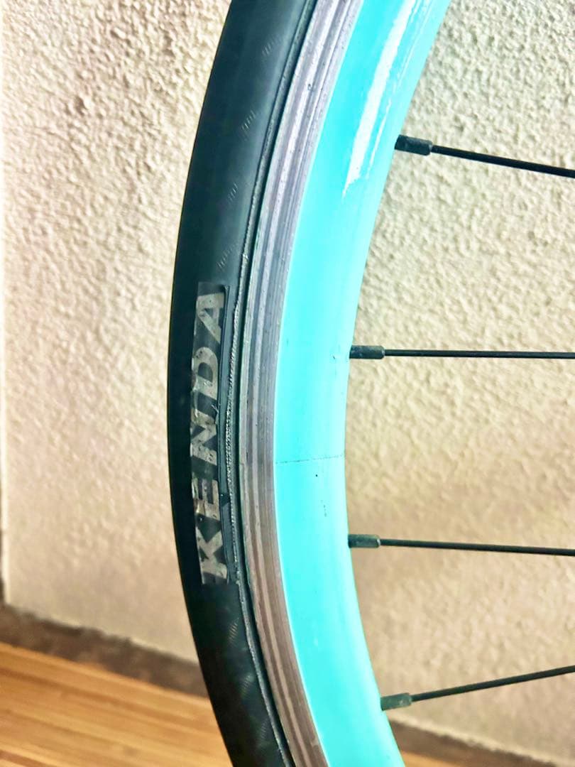 ビアンキ【Bianchi純正】クリンチャーホイール＆タイヤ後輪★珍しいチェレステ