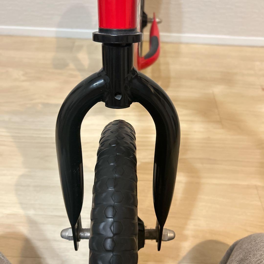 【美品】 STRIDER 日本正規品 バランスバイク 12インチ レッド