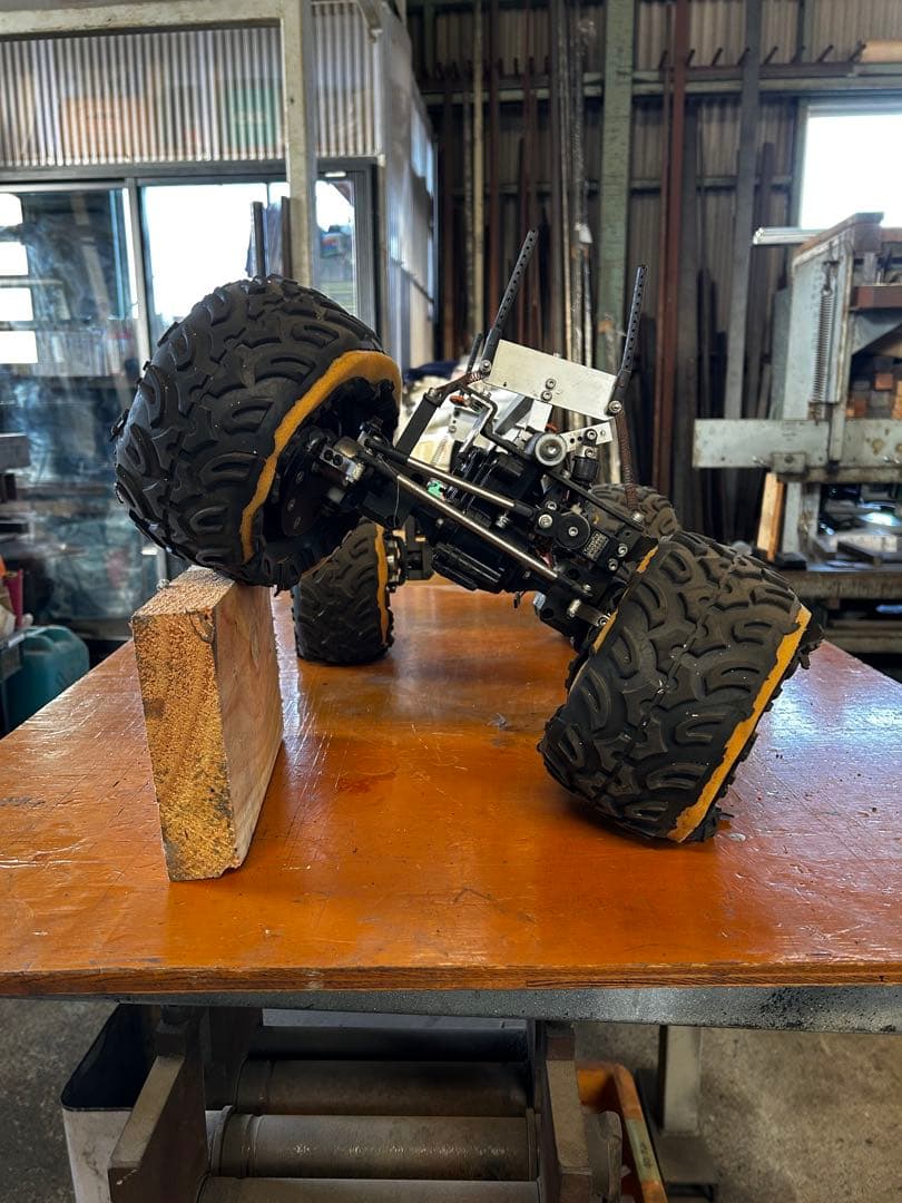 タミヤクラットバスター改　スティックシャーシ ハブリダクション4WS