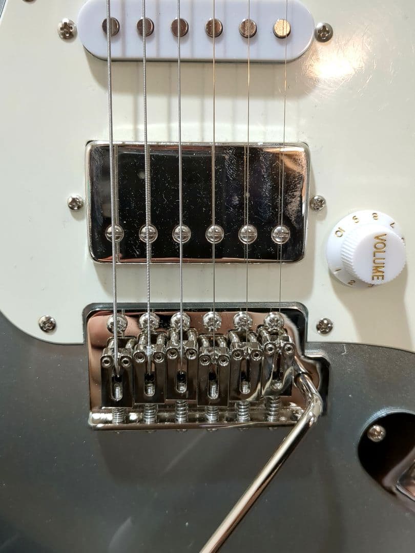 Donner DST-152 エレキギター HSSピックアップ　M2219