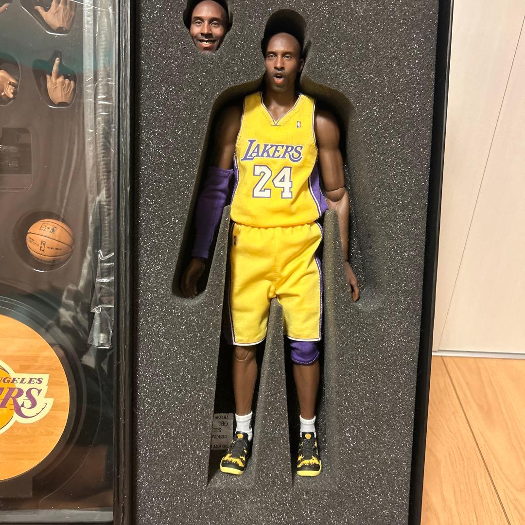 コービー　ENTER BAY エンターベイ　フィギュア