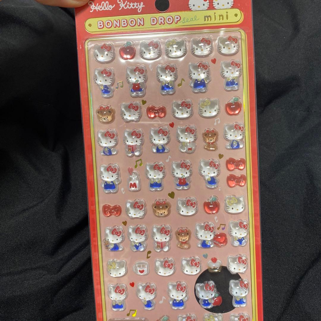 【正規品】第二弾　サンリオ　ボンボンドロップシール