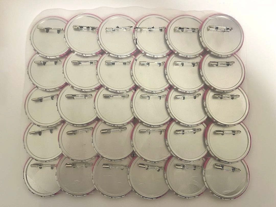 アイナナ　バースデーストア　缶バッジ　百セット