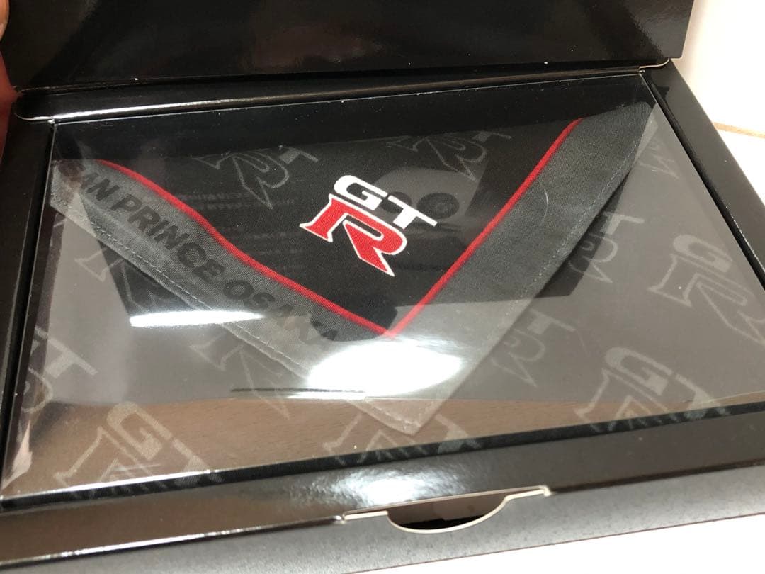 【激レア】ニッサン・R35 GT-R ハンカチ　非売品　nismoスカイライン