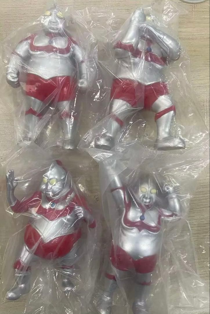 帰ってくるな！デブトラマン 4体セット コンプリート