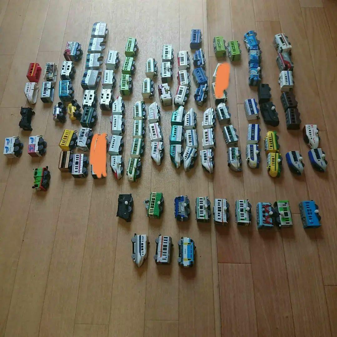 カプセルプラレール