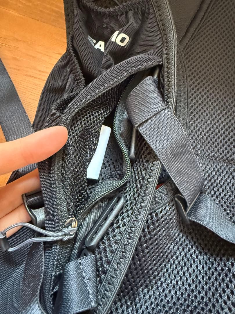 値下げ！SALOMON AGILE 2 ランニングベスト 新品フクラス付き NS