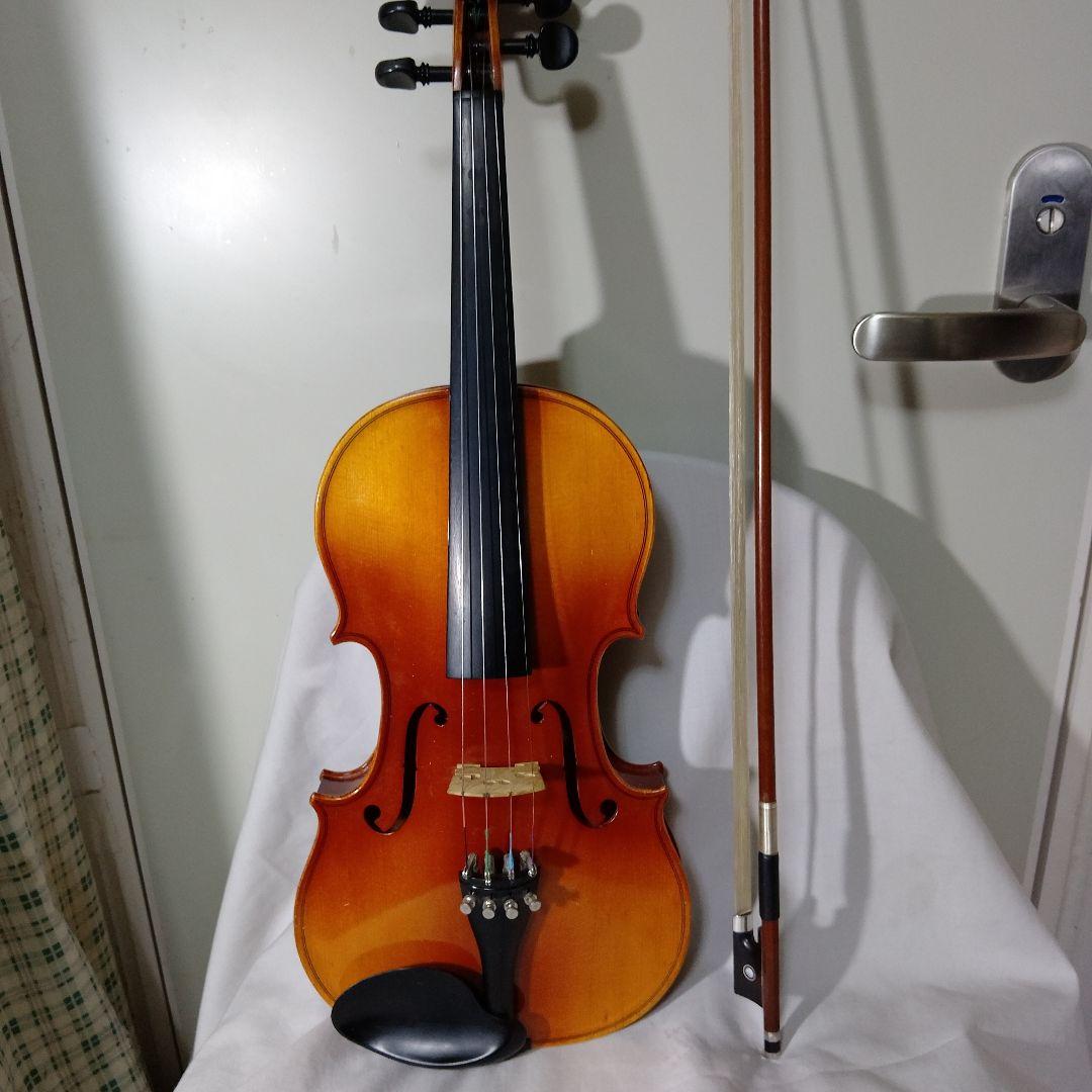 ♥️値下しました♥️スズキバイオリン4/4美品♥️品番280♥️弓ケ―ス松脂付