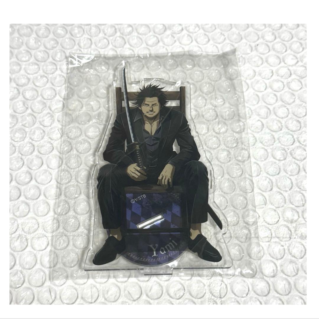 ブラッククローバー　アクリルスタンド　ヤミ