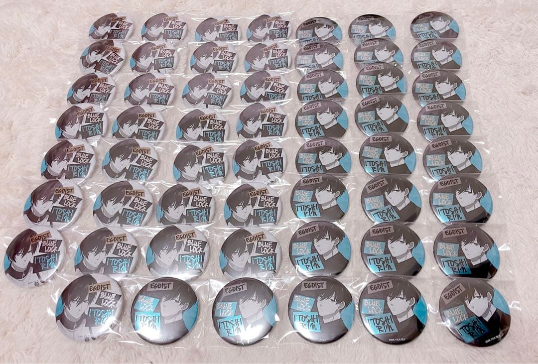 【ブルーロック】糸師凛 ジュエリー缶バッジ スーツ ジャージ ブルロ