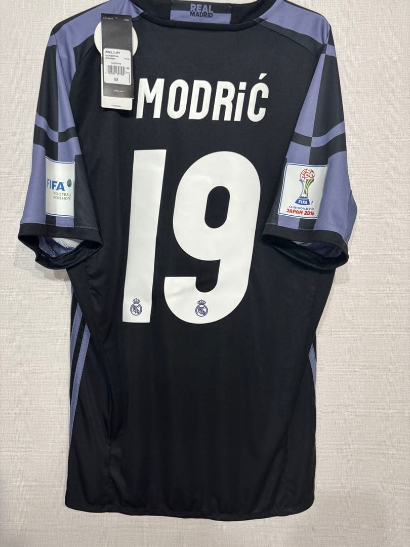 【希少・CWC仕様】レアル・マドリード 16-17 モドリッチ ユニフォーム