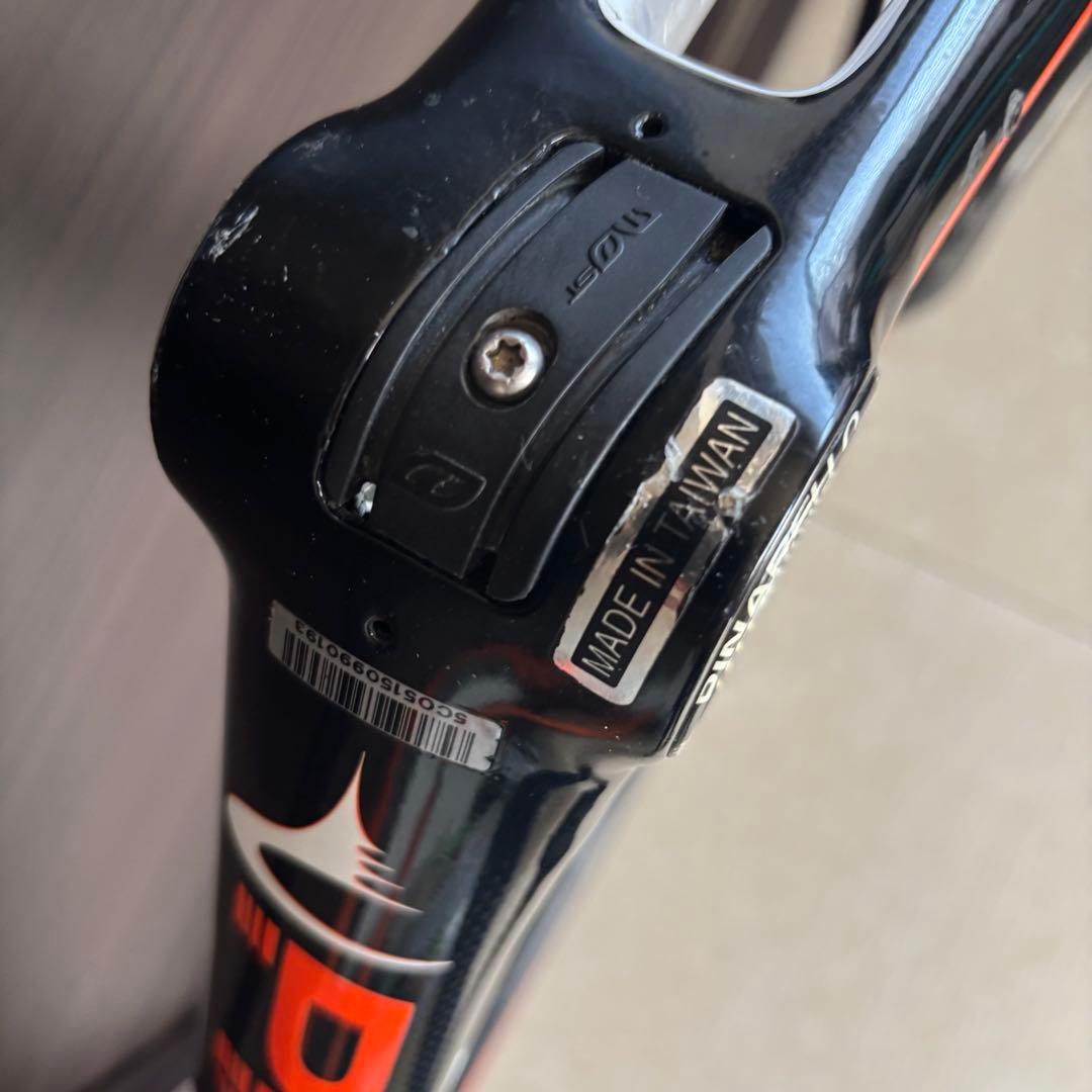 PINARELLO PRINCE 2015モデル　ロードバイク　ピナレロプリンス