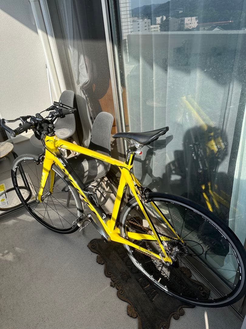 スコット FOIL フルカーボンロードバイク