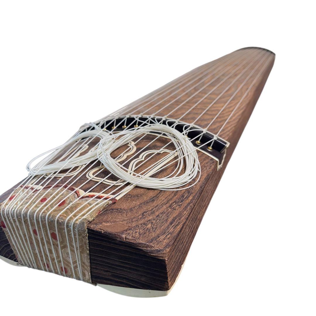 【最上級品】くり甲 綾杉彫 13絃箏 琴 透かし玉縁包み