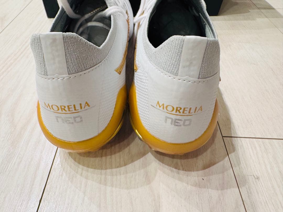 ゆか☆新品Mizuno モレリアネオ 4 ベータ JAPAN 26.5cm