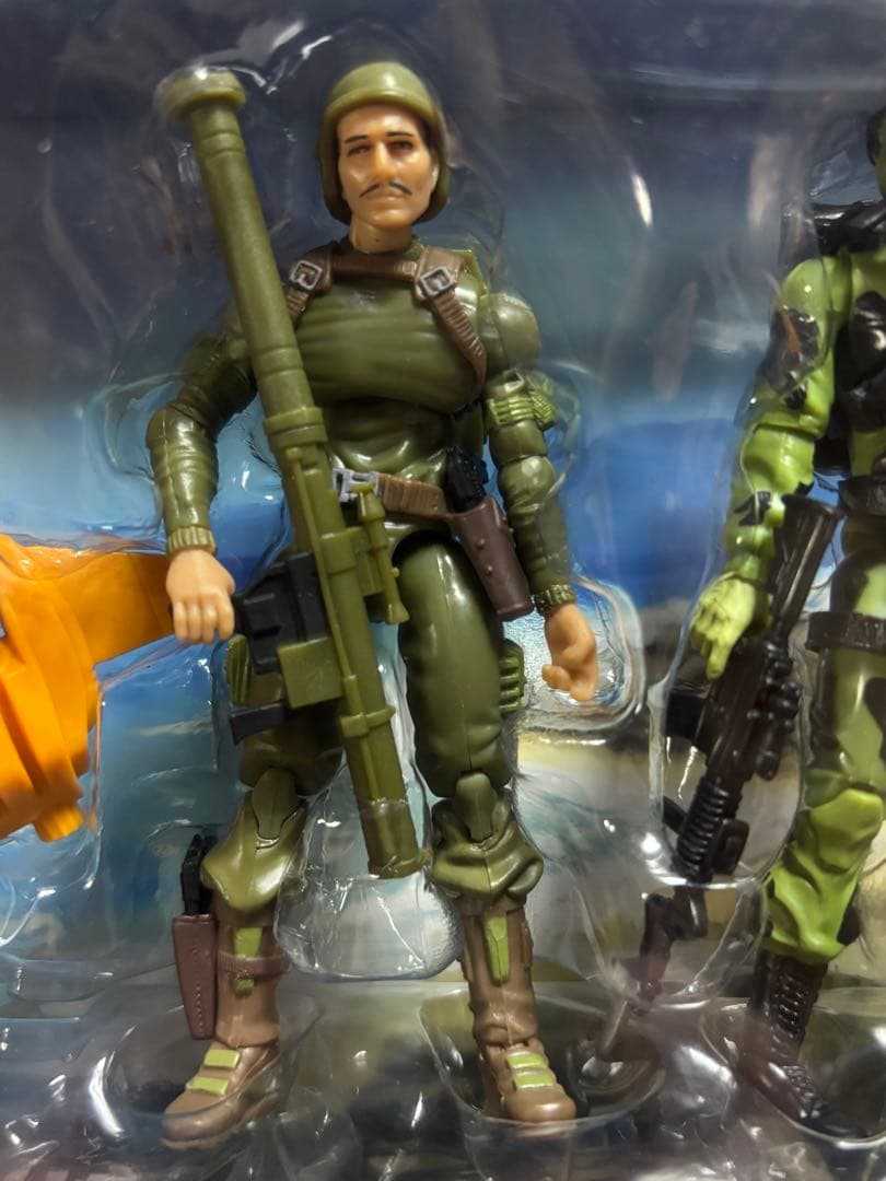 セール　G.I.ジョー25周年記念 7パック アサルト オン コブラ アイランド