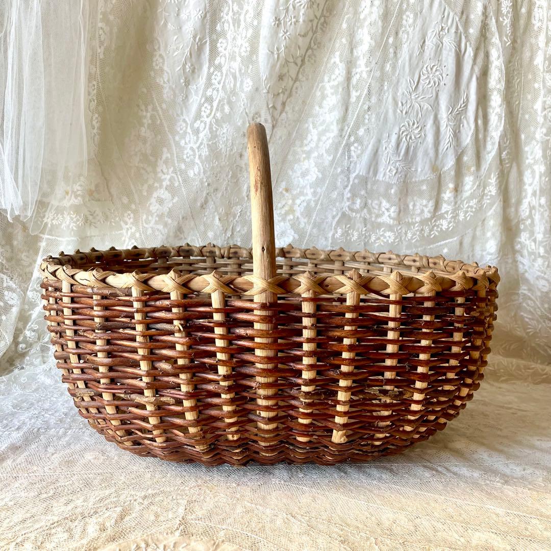 アンティークパニエ　ハンドル付き籠　フランスアンティーク　かごカゴ　赤ずきん