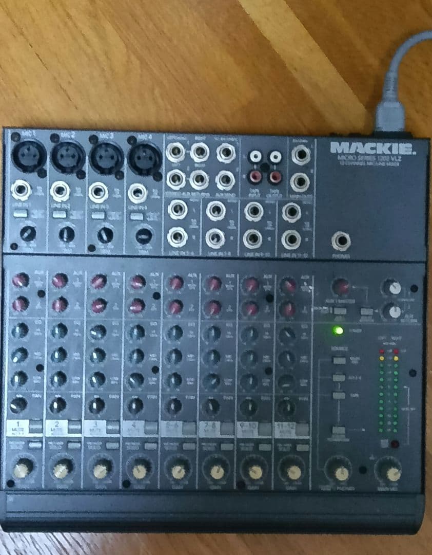 MACKIE 1202VLZ　アナログナミキサー 12チャンネル 　マッキー