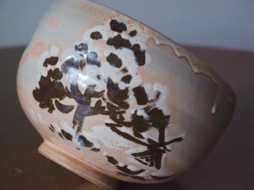 高橋道八　銹絵秋草文　茶碗　茶道具　仕覆付　箱付　Q2325