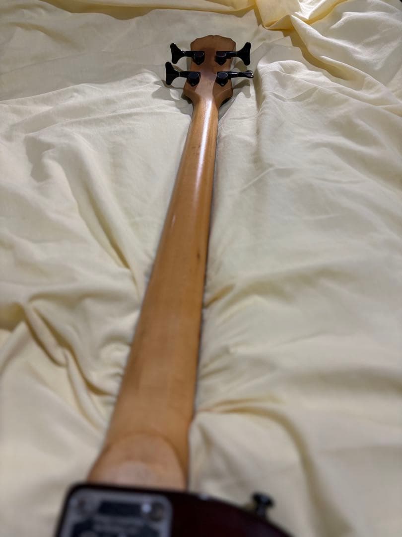 ベース Epiphone Les Paul Bass Sunburst