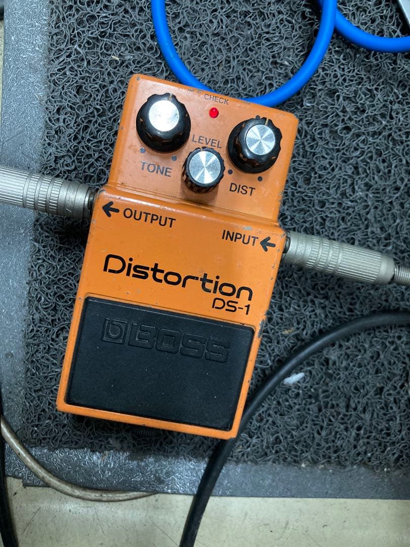 BOSS DS-1 ディストーションペダル日本製