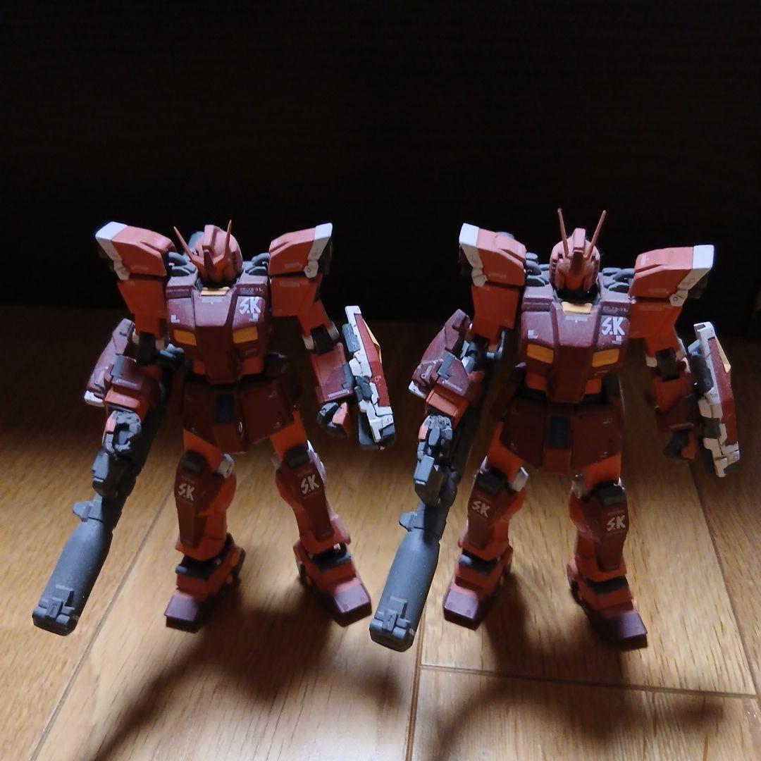 ガンダムgff赤いロボットフィギュア 2体セット